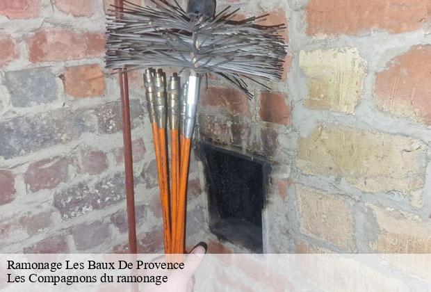 Ramonage  les-baux-de-provence-13520 Les Compagnons du ramonage