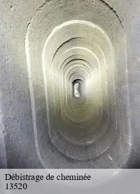 Débistrage de cheminée  paradou-13520 Les Compagnons du ramonage